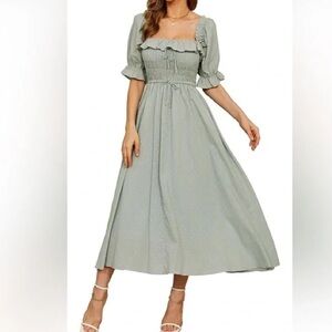 R. Yiposha Cottage Core Maxi Dress 8/10 in Light Green